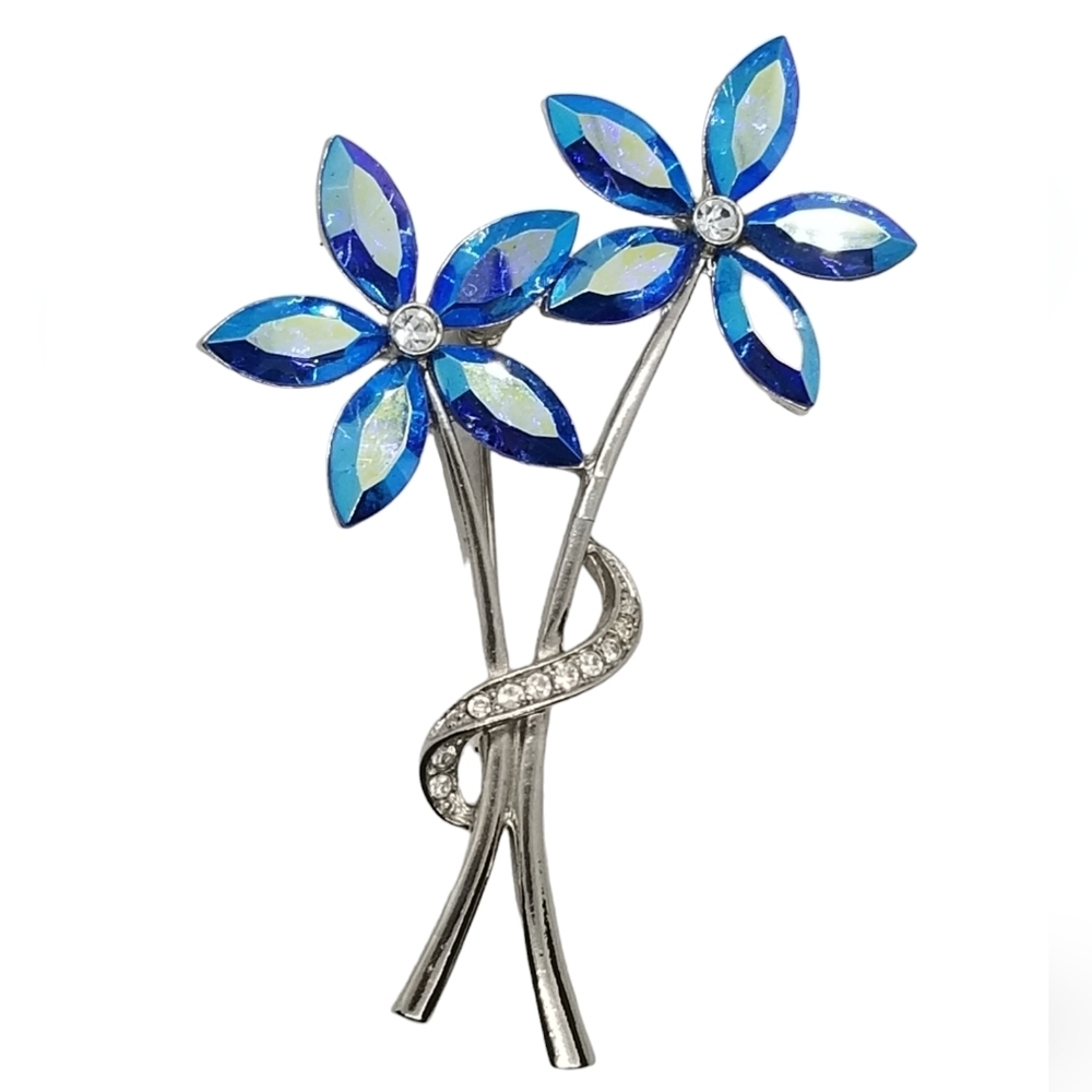 AVON 1998 "FASHION BLUE FLOWER PIN"  BLUE GLASS & SILVERTONE FLOWER BROOCH